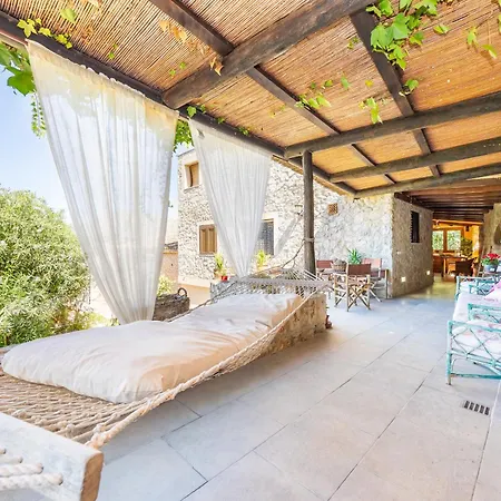 Casa Vella Holiday home *